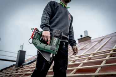 Metabo NFR 18 LTX 90 BL (612090840) AKKU-NAGLER, 2 x 4 Ah LiHD Akkus, neues Modell, Ladegerät, MetaBox, 1 Paar Metabo Handschuhe