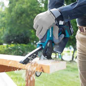 Makita DUC101Z Akku Kettensäge, 18 Volt, Solomaschine, leichte kompakte Astsäge inklusive Rundfeile zum Nachschärfen und Kettenöl