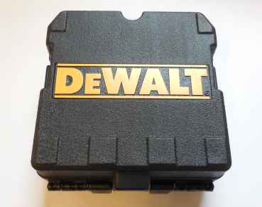 Dewalt DW088KN Kreuzlinienlaser im Koffer, Wandhalter, neues Modell