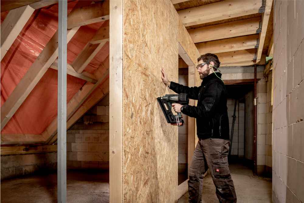 Metabo NFR 18 LTX 90 BL (612090840) AKKU-NAGLER, 2 x 4 Ah LiHD Akkus, neues Modell, Ladegerät, MetaBox, 1 Paar Metabo Handschuhe