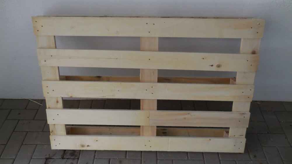 Paletten, Einwegpalletten, neuwertig, zum Abholen, kein Versand